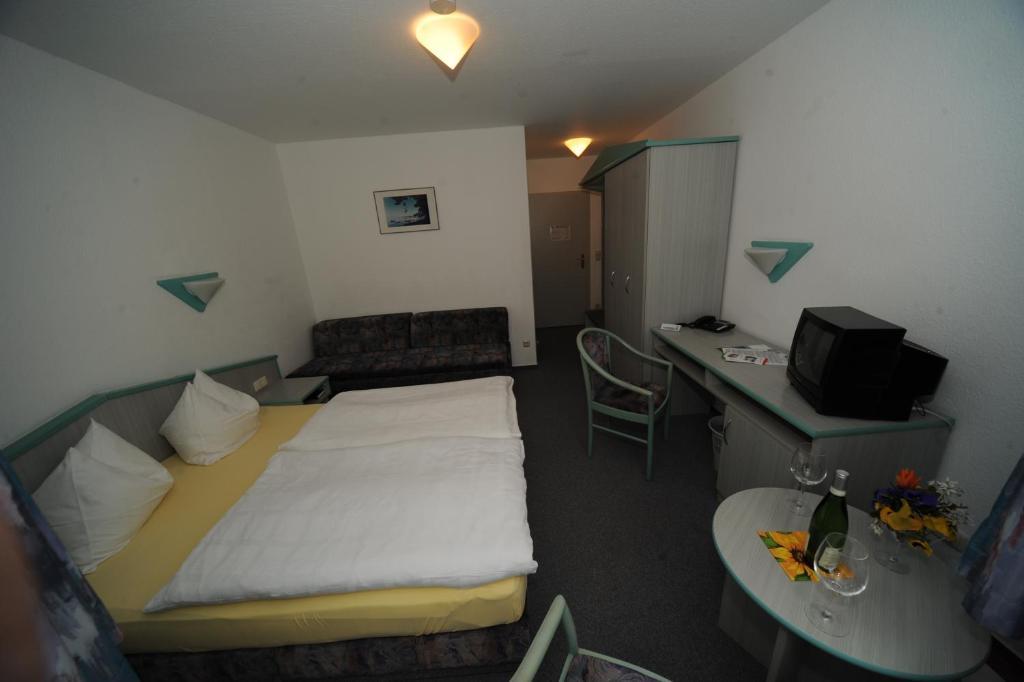 Hotel Am Markt Sagard Quarto foto